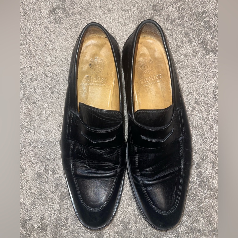 Elegant Black Leather Men's Slip-On Loafers